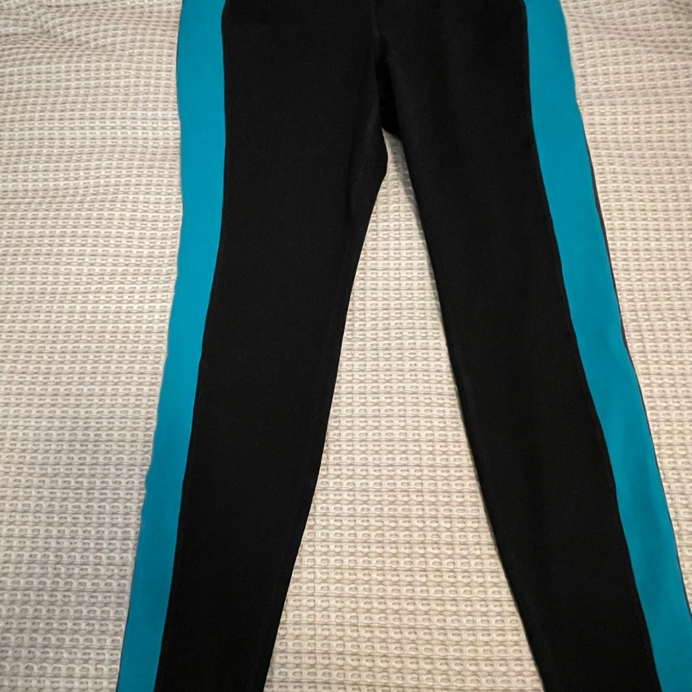 Torrid Black and Teal Active Leggings Size 1X NWT